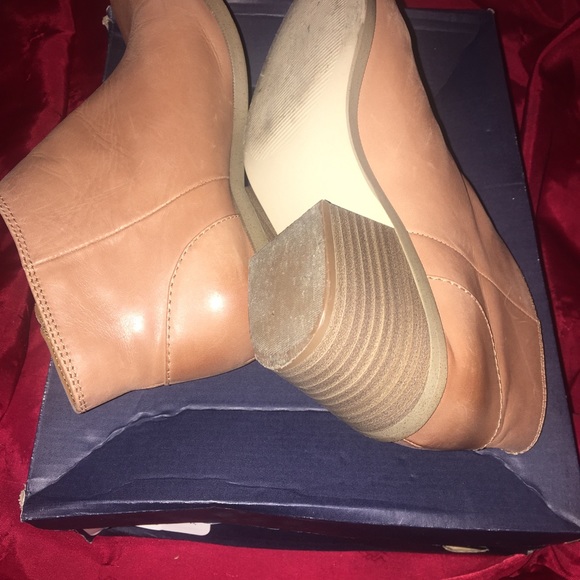 Leather Gap booties in excellent condition - Picture 6 of 12